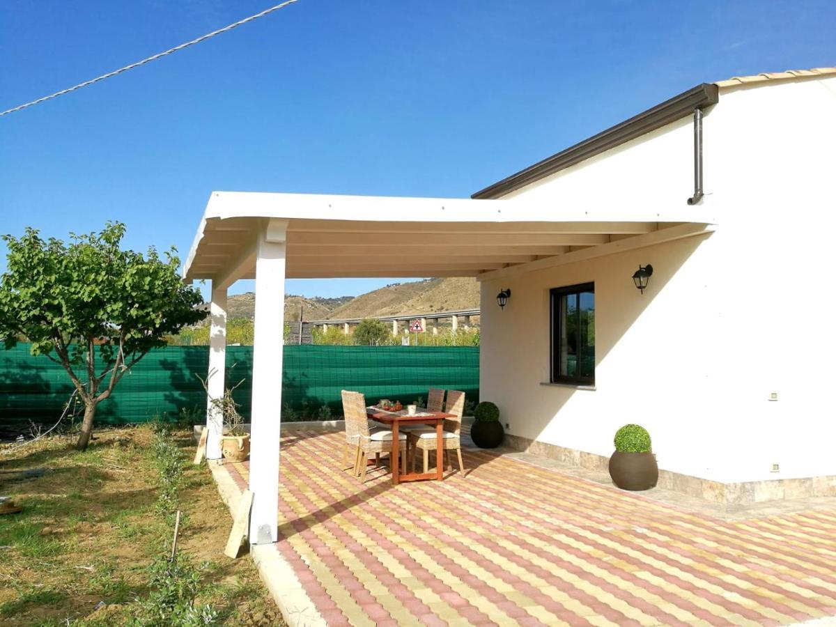 Vila Casa Tre Noci Lascari Exteriér fotografie