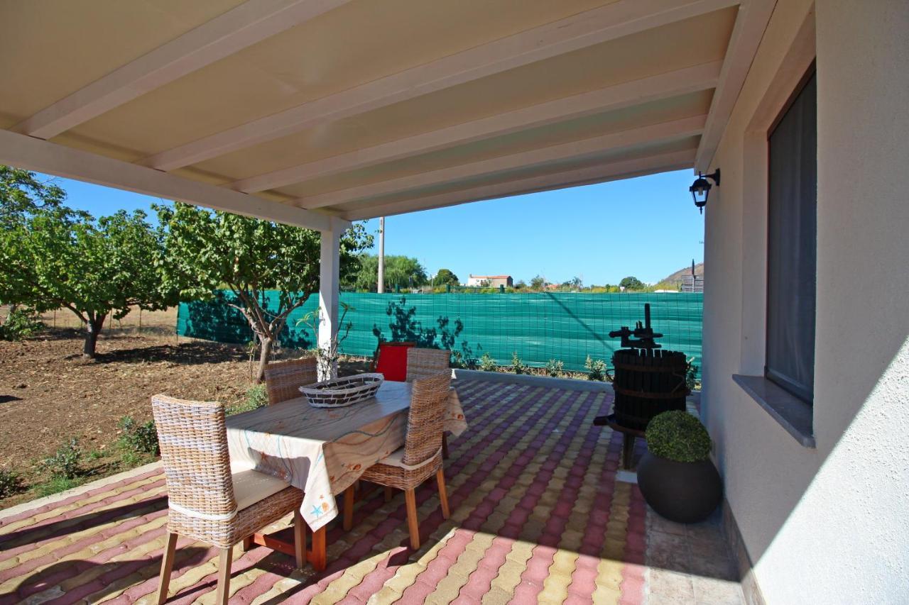 Vila Casa Tre Noci Lascari Exteriér fotografie